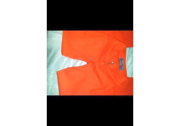 Calça colorida