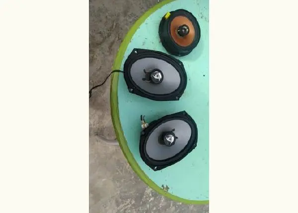 Alto Falantes 6×9 e 1Bravox CD6 Perfeitos