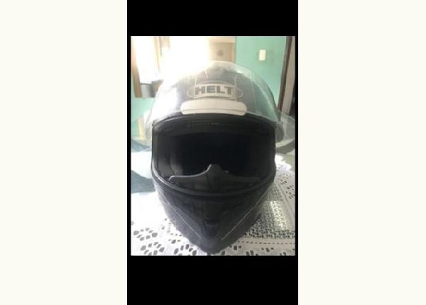 Capacete HELT