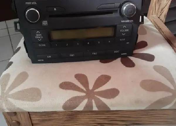 Vendo som do Corolla original
