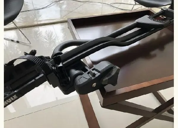 Suporte Thule Proride 598 preto