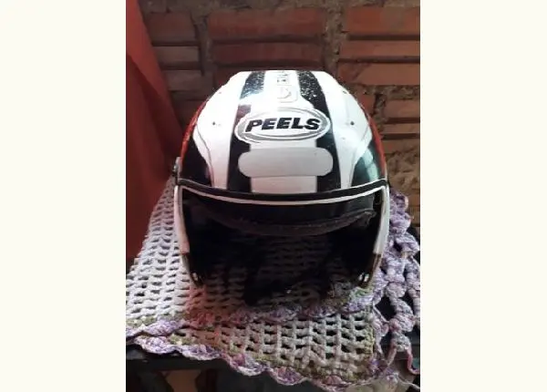 Capacete sport