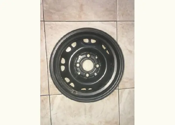 Roda Avulsa Nova sem uso original vw do gol bola 1997 em diante