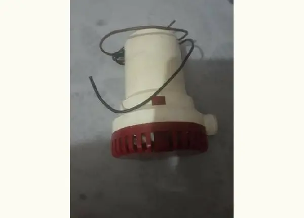Bomba de barco 12v