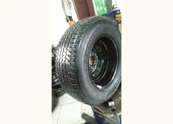 Pneus e rodas