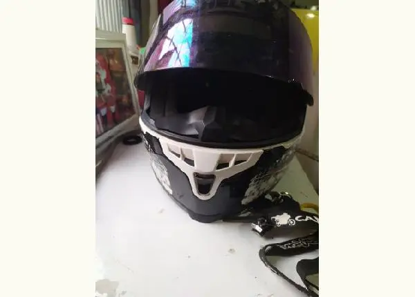 Capacete helt