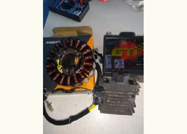 Peças pra moto cb 300