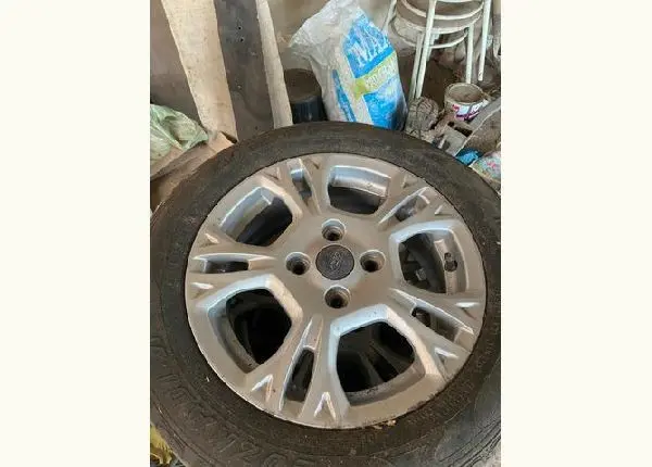 Pneu Pirelli 195 60 15