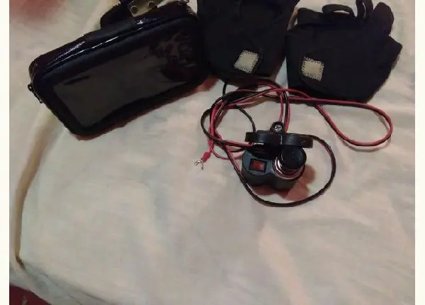 Kit.de carregador de celular pra motor + suporte de celular + luvas