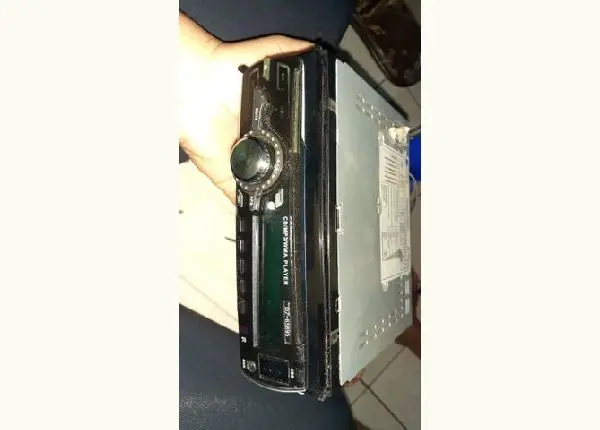 Vende cd player Dazz Usado