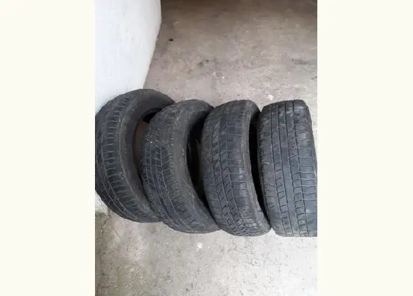 Pneu 185/65/15