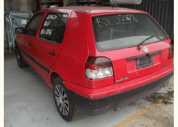 Golf 95 para comercialização de peças (desmanche)