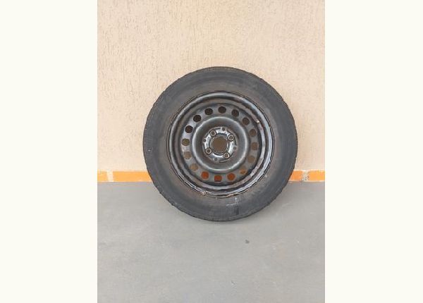 Roda de ferro com pneu aro 14 185/65/14