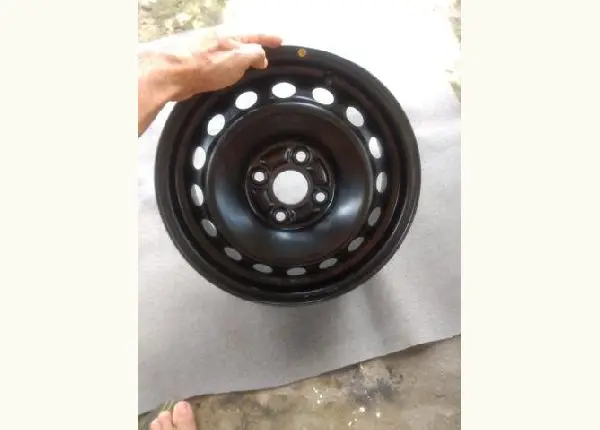 Etios roda $60