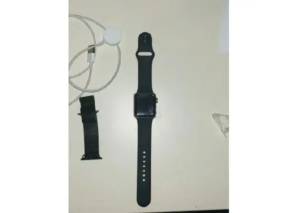 Apple Watch 3 38mm ainda na garantia
