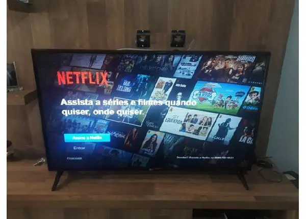 TV smart LG 49 polegadas - Imagem travando