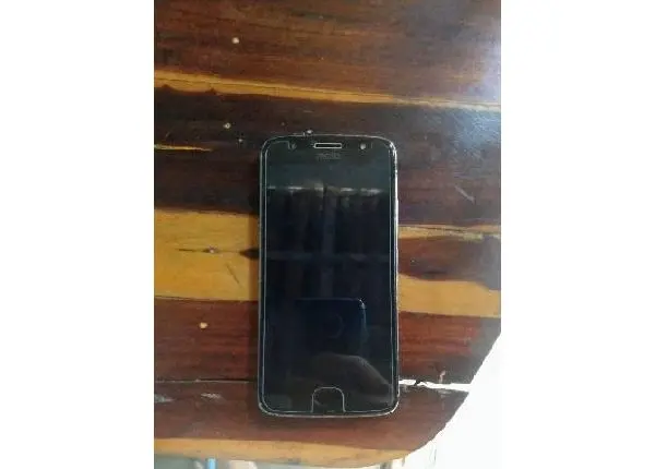 Moto G5s