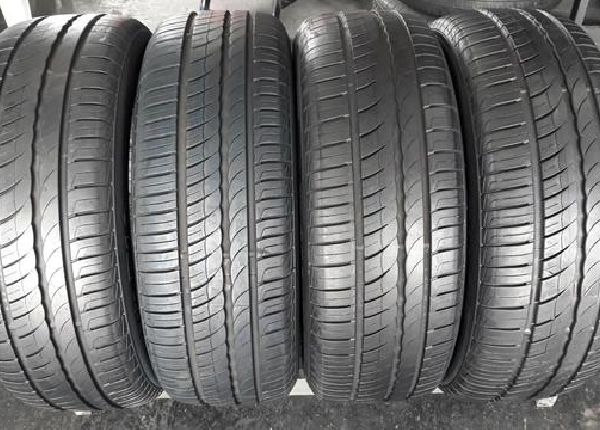 4 pneus Pirelli P1Cinturato, 205/55/16. SEMINOVOS.