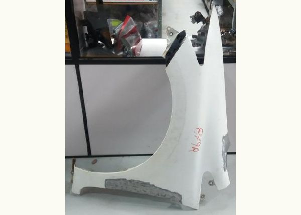 Paralama Esquerdo com Guia Honda Civic 2012