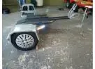 Carretinha ASA Delta, para transportar carros e motos