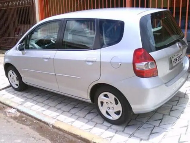 Vendo Honda Fit 2004