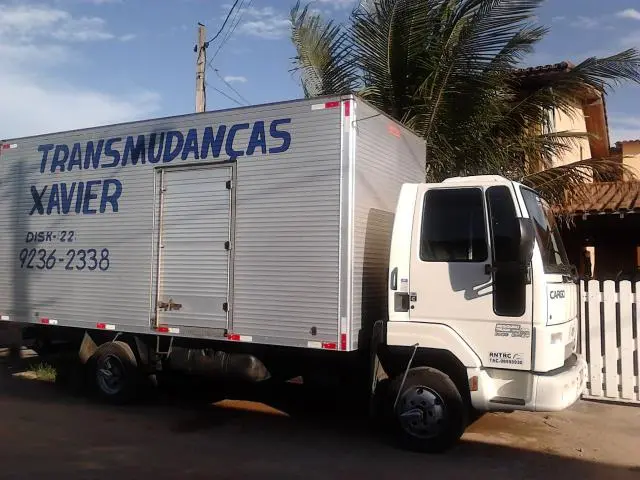 CAMINHAO BAU PARA MUDANÇAS EM GERAL
