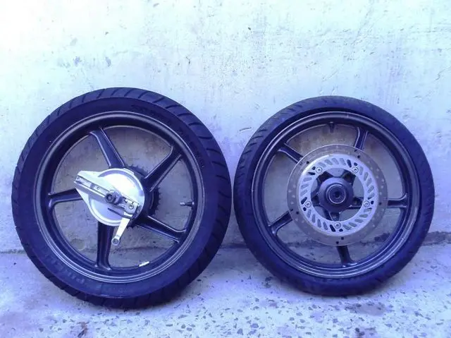 Vendo rodas Twister
