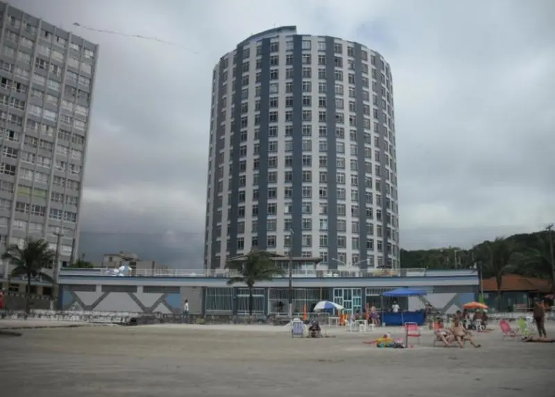 Alugo apartamento temporada em Itanhaém - praia dos sonhos - frente mar