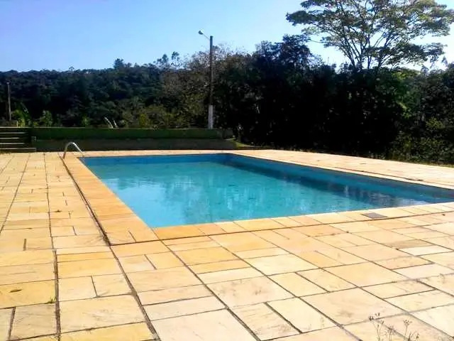 SITIO PARA FESTA RETIRO E TEMPORADA ACOMODA 46 PESSOAS CÓDIGO 329