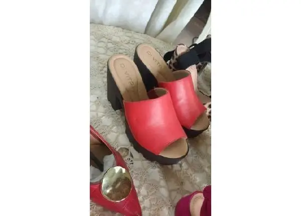 Sandalias e Saltos