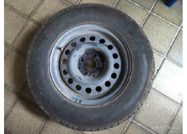 4 Pneus para vender URGENTE !!!