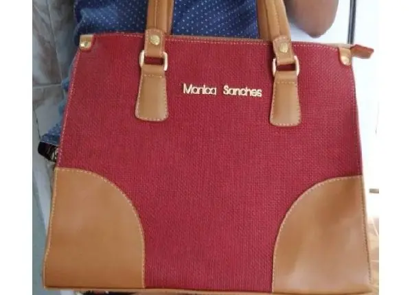 Bolsa Mônica Sanches