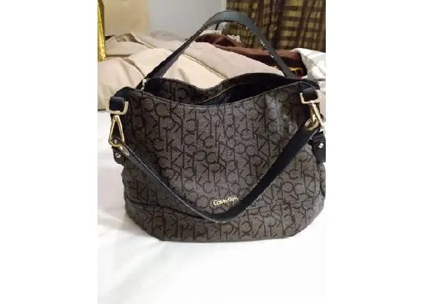 Bolsa Calvin Klein linda!