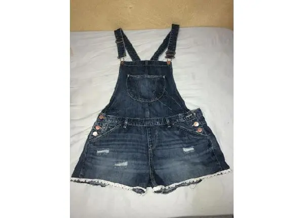 Jardineira Jeans
