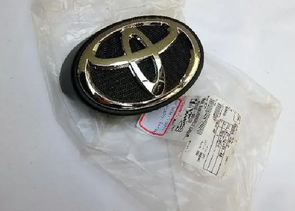 Emblema Dianteiro Toyota Etios Cross 2018 Novo Original