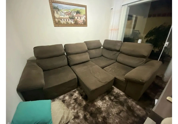 Sofá de Canto em Suede Marrom