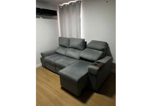 Sofá Retrátil Suede Cinza