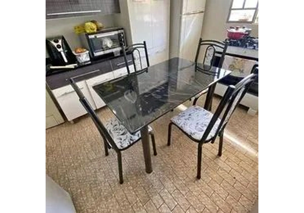 Mesa 4 Cadeiras Reforçadas Assento Floral Branco Madri Max Nova Pronta Entrega