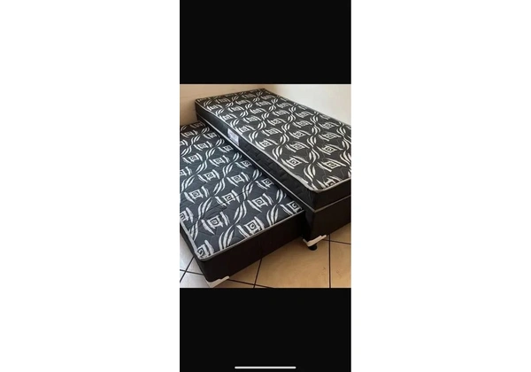 cama box solteiro com auxiliar com colchão de espuma D33 nas duas camas