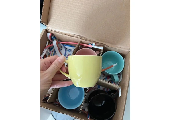 Xícaras de porcelana