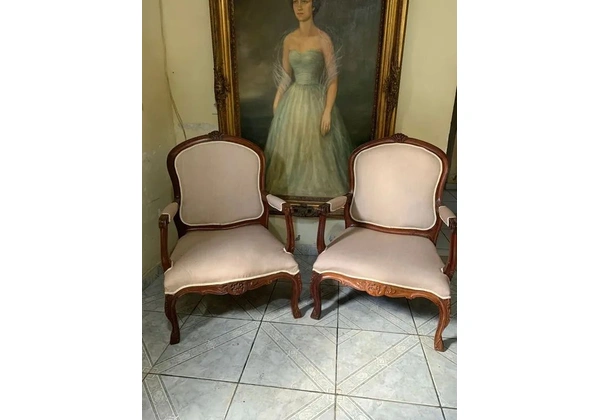 Par de poltronas Luís Xv madeira antigo