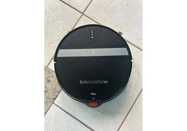 Aspirador robô e esfregão