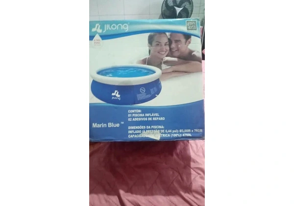 Piscina LIlong