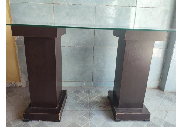 Mesa de vidro com 6 cadeiras