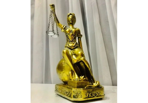 Decoração Para Escritório Estatueta Deusa Da Justiça Themis
