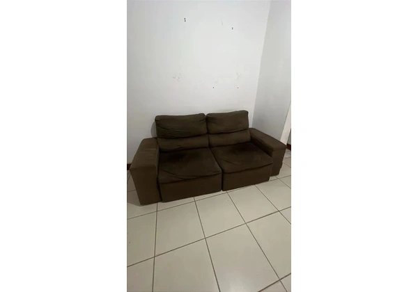 LINDO SOFÁ RETRÁTIL