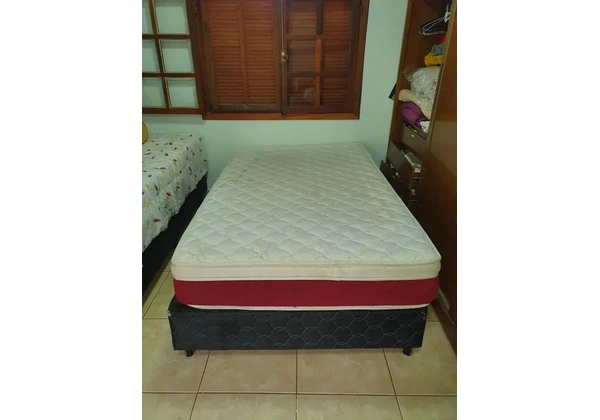 Cama Box Casal Viúva com Colchão Castor