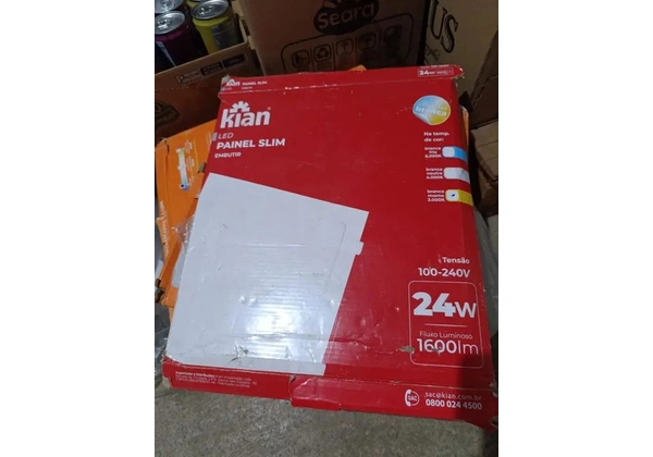 Painel LED Slim Kian 24W Embutir 1600lm Branco Frio