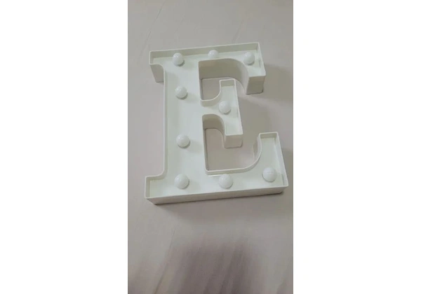 Letra luminaria led