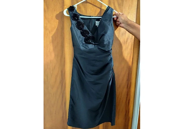 Vestido festa curto preto